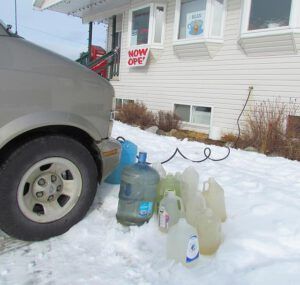 Filling waterjugs (Water)