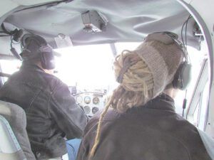 Sid and Mogens in plane (Flying to Nuk Tessli)