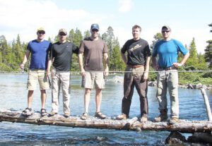 5 guys (Octopus Lake Bridge)