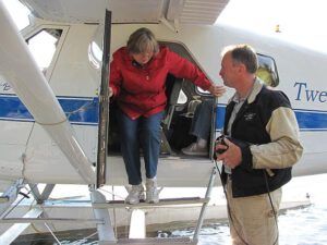 unloading plane (Bus tour at Nuk Tessli)