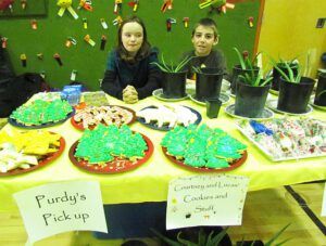 kids’cookies (Tatla Lake winter craft fair.)