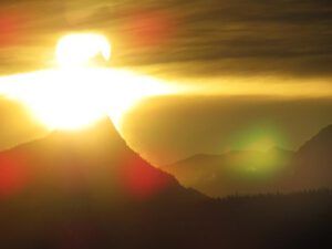 sun clearing finger peak (A little chilly at Ginty Creek)