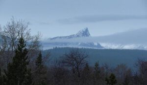 finger peak grey (Sunrise drama)