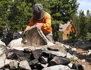 rebuilding oven 2 (Bread Israeli style at Nuk Tessli)