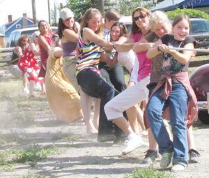 women tugowar (Tatla Lake Fall Fair)