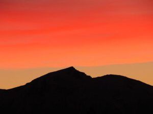 3 middle mountain (Spectacular Sunsets at Ginty Creek)