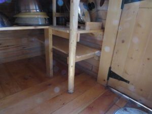 3a. shelf (Getting some work done at last)