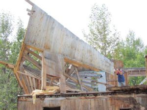 14. pushing top off (Packrat Palace Part One)