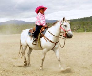 5 parade 2 (Tatla Lake Gymkhana)