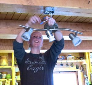 11 repositioning 3 light (Super-Sarah – Wonder Wwoofer!)