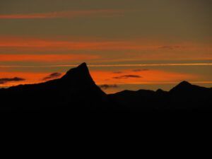 2 sunset 1 (Snowed In Again.)