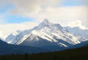11 horn lake (The New Batch of Volunteers)