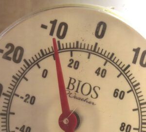 1 thermometre (Spring Moon)