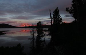 5 1st sunrise 1 (Nuk Tessli July 2015)