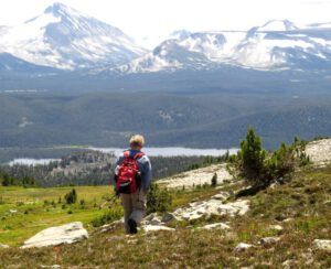 hiker-and-wilderness-mt (Nuk Tessli)