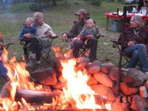 18 round the fire (Precipice Cattle Drive 2016)