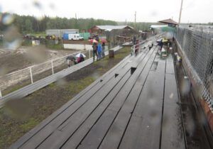 18 stands empty (79th Stampede, Anahim Lake)