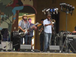 6 band 2 (Bella Coola Music Festival)