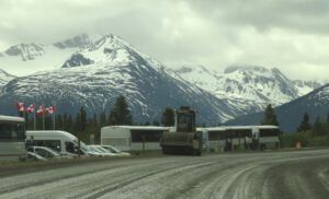 17 tourist buses! (Yukon Journey – Meziadin Junction to Whitehorse)
