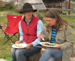 17 eating (Precipice Cattle Drive 2018)