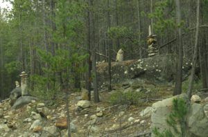 2 stone people (Precipice Cattle Drive 2018)