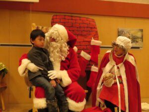 25 Santa 2 (Sunrise, Sunset.)