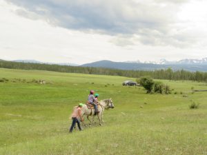 24 audience 7 (Tatla Lake Gymkhana)