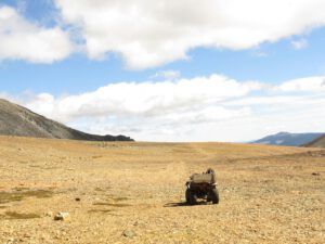 18 new road (Perkins Peak fall colours.)