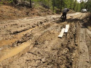 7 boghole moving rocks 1 tackling boghole (Road metamorphosis)