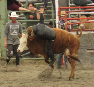 18hat 4 (Anahim Lake Stampede 2022)