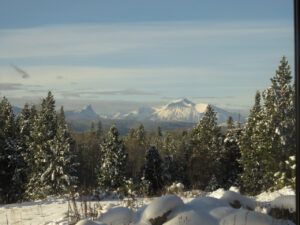 8 mountains (Arrival of Winter)