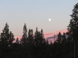 25 moon 1 (ALMOST EQUINOX)