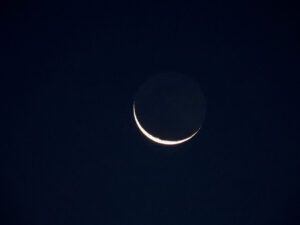 1 thin moon (MY NEW CAMERA)
