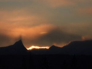 6 strange shadow 2 (The Ten-day Winter)